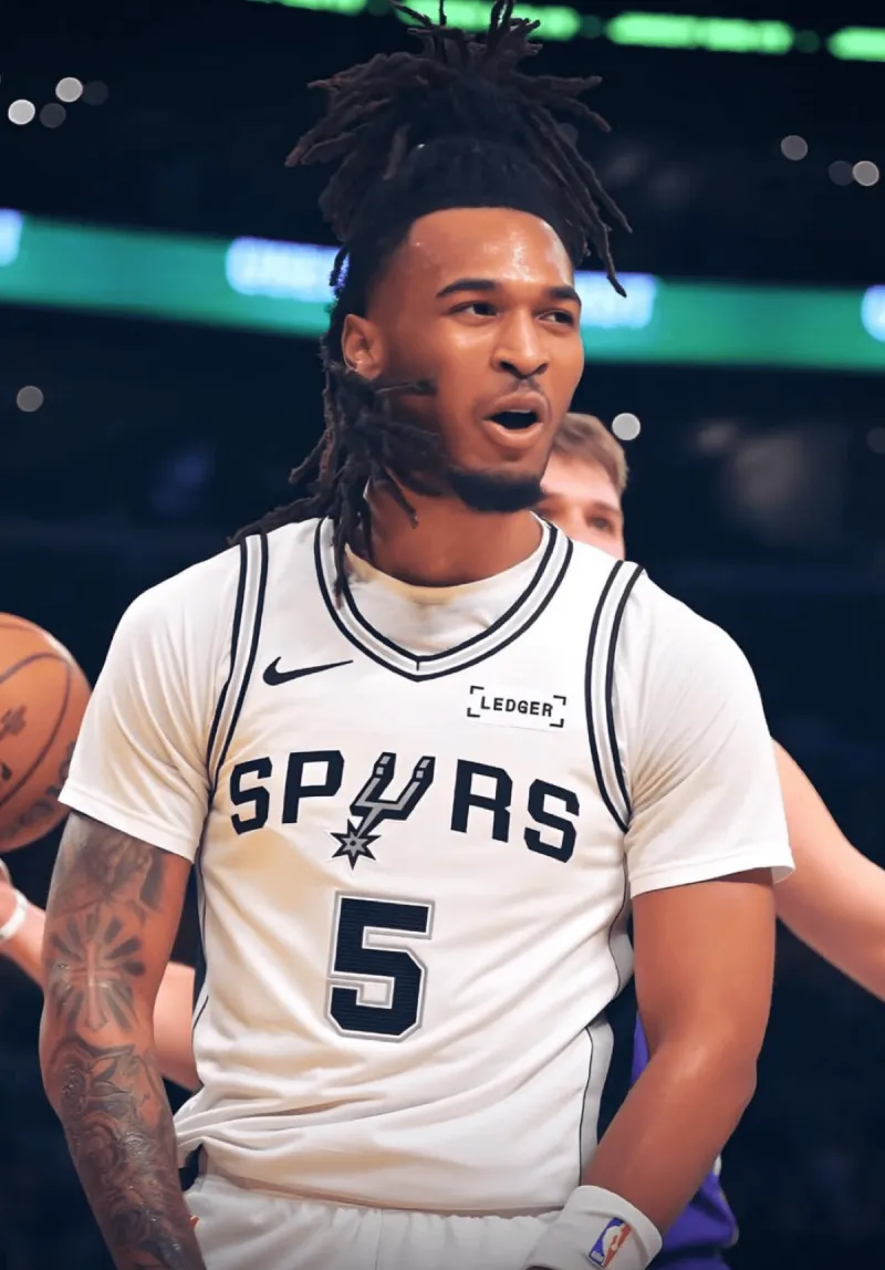 kaiyun-高效输出！卡斯尔近2战场均得到19.5分9.0助攻4.0篮板